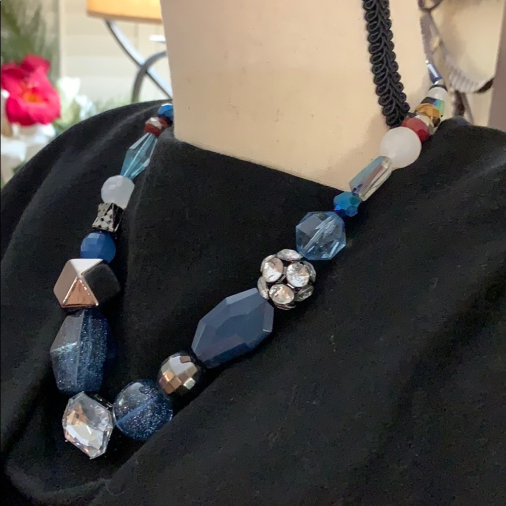 Necklace - Picture 3 of 4